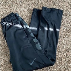 black nike elite sweatpants!!